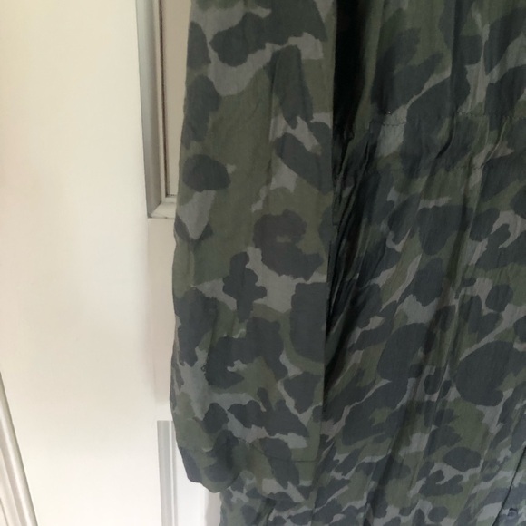 Anthropologie cloth and stone Nina camo shirt dress - Picture 7 of 10